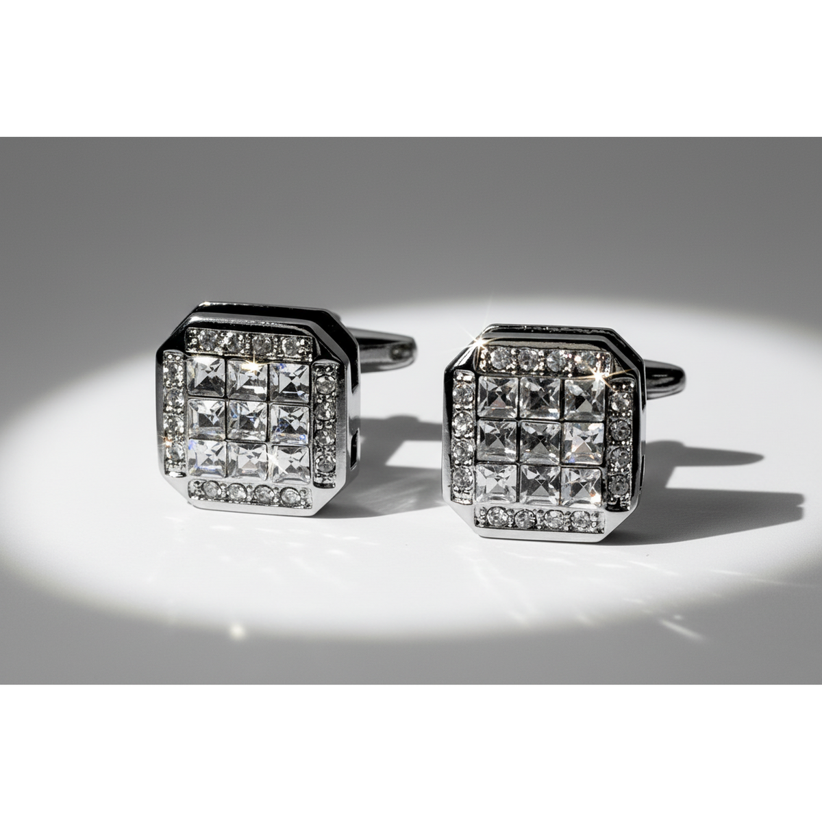 Crystal square silver cufflinks from Orobianco L'unique featuring sparkling clear crystals.